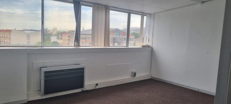 To Let Commercial Property for Rent in Mowbray Western Cape